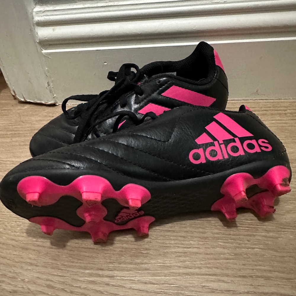 Adidas soccer cleats girls size 13